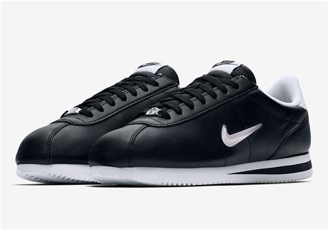 nike cortez herren white on black|black and white Nike Cortez jewel.